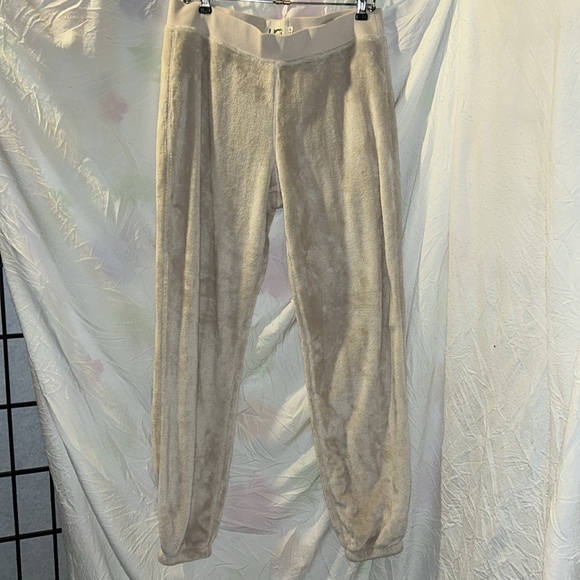 UGG Pants - UGG light pink Fuzzy fleece Joggers size medium
